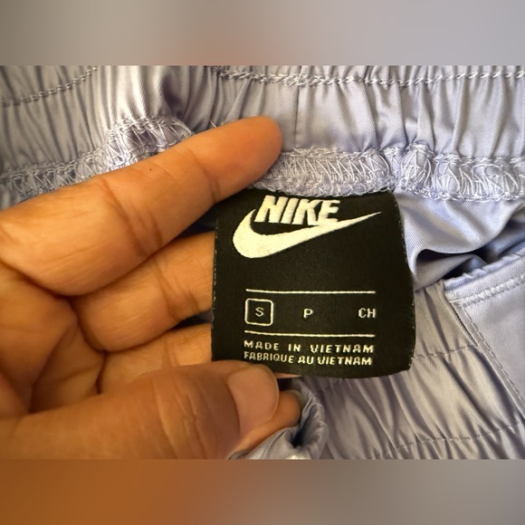 Nike running shorts - Picture 8 of 8